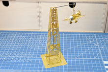 Load image into Gallery viewer, 1/160 Gee Bee R2 Racer & Bendix Pylon 1932 Brass Precision Structure Model Kit