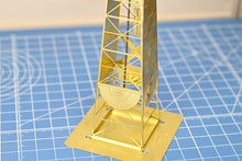 Load image into Gallery viewer, 1/160 Gee Bee R2 Racer & Bendix Pylon 1932 Brass Precision Structure Model Kit