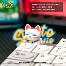 Load image into Gallery viewer, DAN DA DAN / ダンダダン Doujin Custom Resin Keycap for Cherry MX
