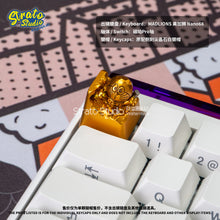 Load image into Gallery viewer, Doraemon Sculptor Statue Doujin Custom Resin Keycap for Cherry MX
