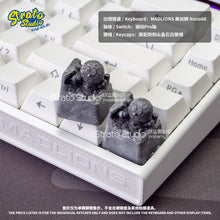 Load image into Gallery viewer, Doraemon Sculptor Statue Doujin Custom Resin Keycap for Cherry MX

