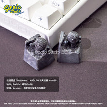 Load image into Gallery viewer, Doraemon Sculptor Statue Doujin Custom Resin Keycap for Cherry MX

